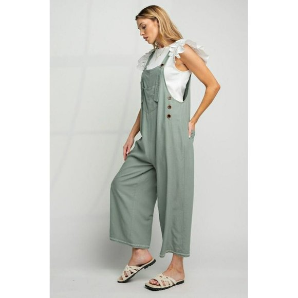 The Kate Linen Oversized Overalls in Sea Breeze - Picture 4 of 5